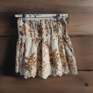 Floral‎ Ruffle Hem Pull On Mini Skirt Roses Green Womens Small Isa And Ella Y2K